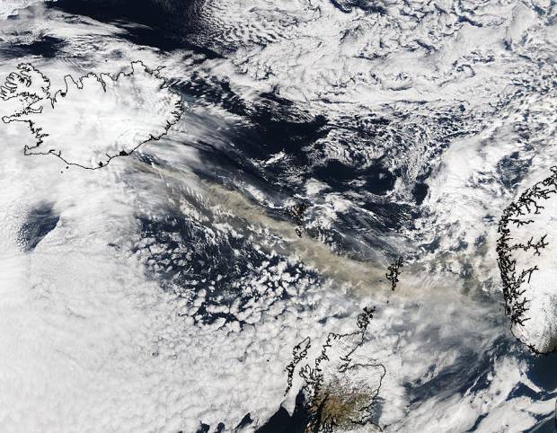 Nuage_cendres_volcan_Islande